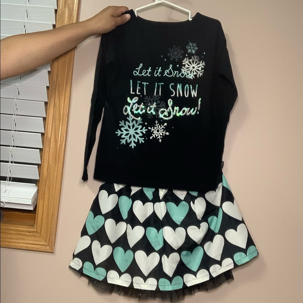 Sweater and skirt perfect for the holiday season